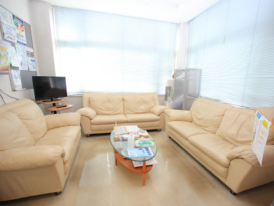 院内紹介｜待合室｜船津歯科クリニック｜佐賀